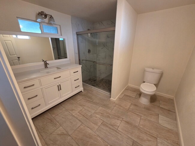 Photo - 742 Bourn Dr