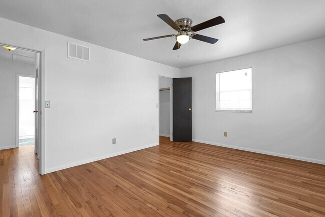 Hamilton Arms Apartments