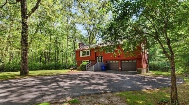 Building Photo - 198 Carlisle Rd Rental