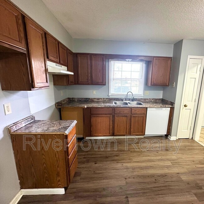 Photo - 5541 Crepe Myrtle Dr