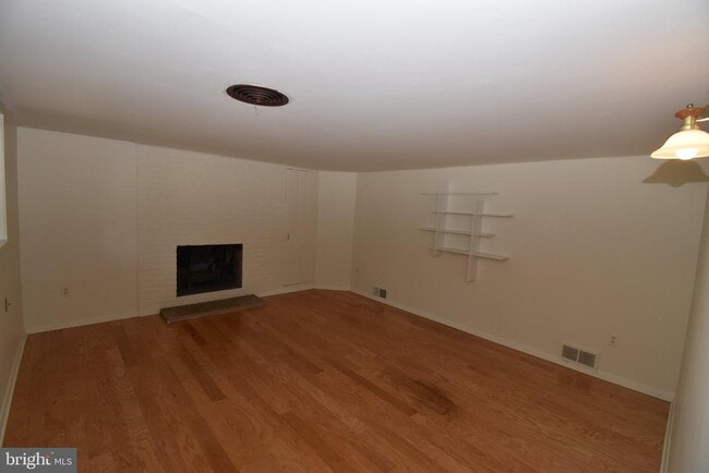 Photo - 2901 Pine Spring Rd