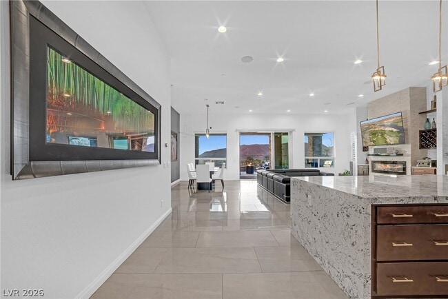 Photo - 9 Porto Malaga St