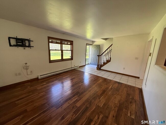 Photo - 1257 Durham Rd