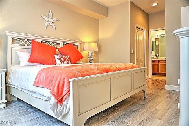 Building Photo - 8270 Pathfinder Loop Unit 844