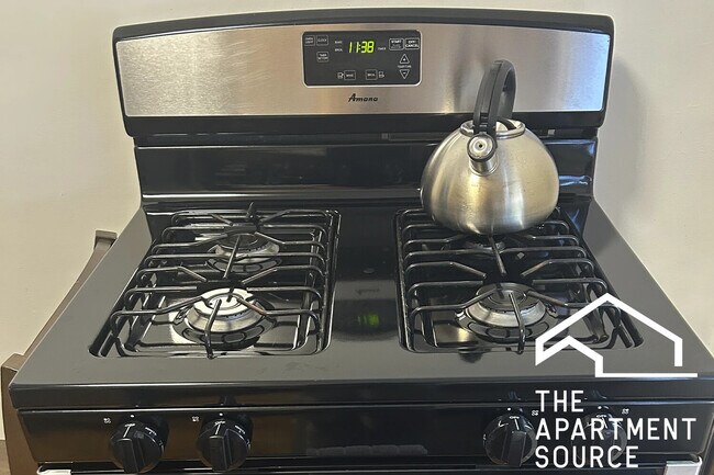 Photo - 1913 W Larchmont Ave Unit 3B