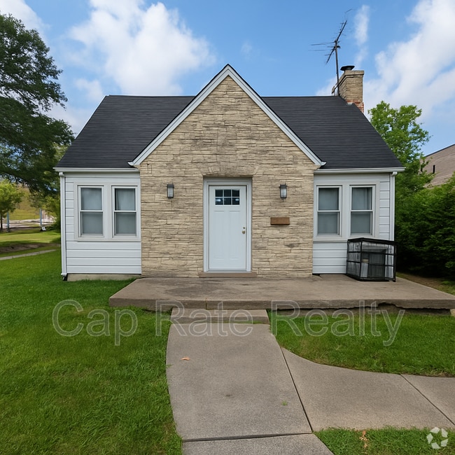 Building Photo - 1366 Duxberry Ave Rental