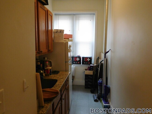 Photo - 97 St Stephen St Unit 1