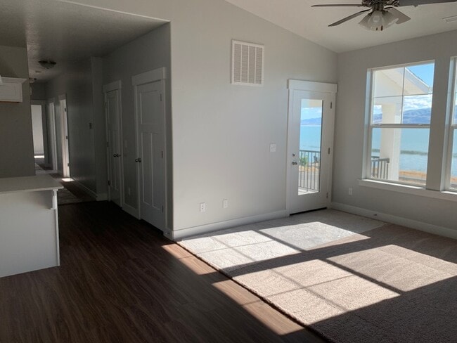 Photo - 589 N 360 W
