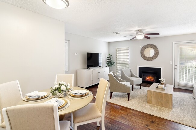 Lakeshore Pointe Apartment Homes