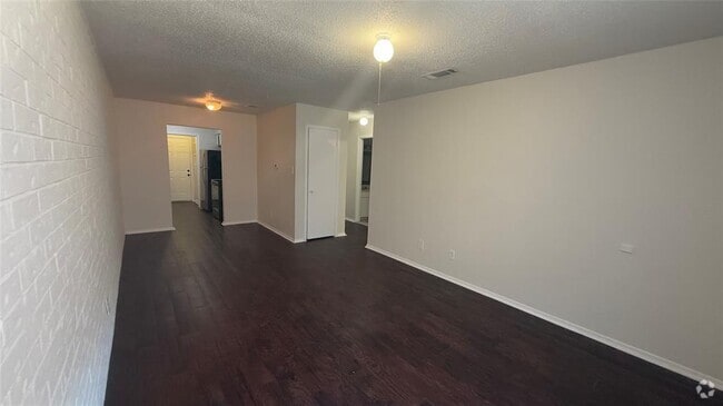 Building Photo - 8210 Sam Rayburn Dr Rental