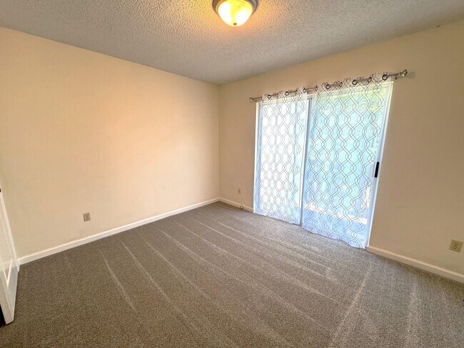 Building Photo - 1515 Paul Russell Rd Rental