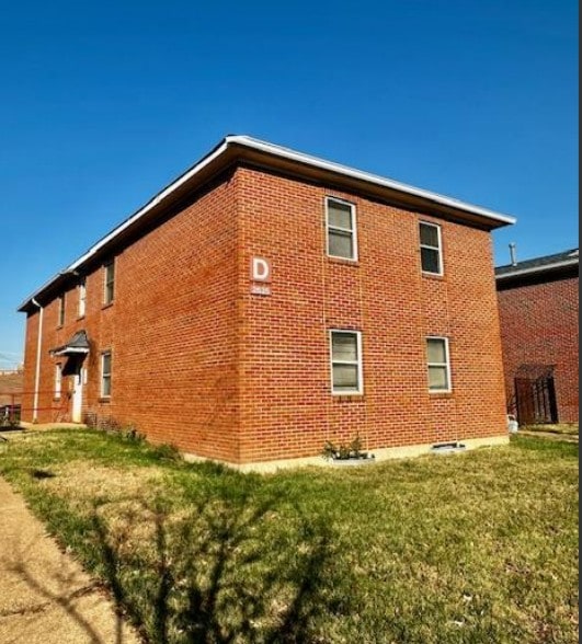 Building Photo - 2635 Keokuk St Rental
