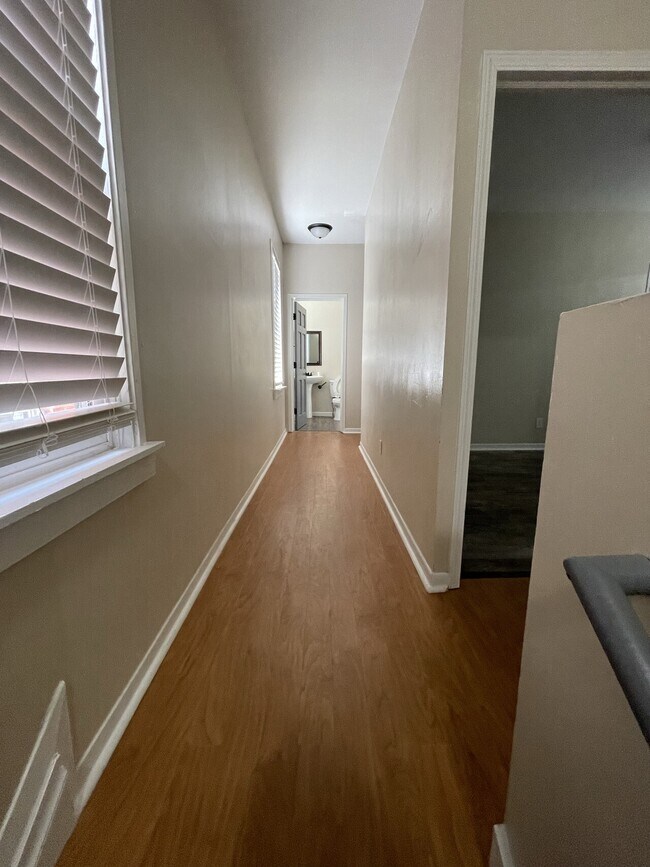 437 Loras Condo Unit 2 Condo for Rent in Dubuque, IA