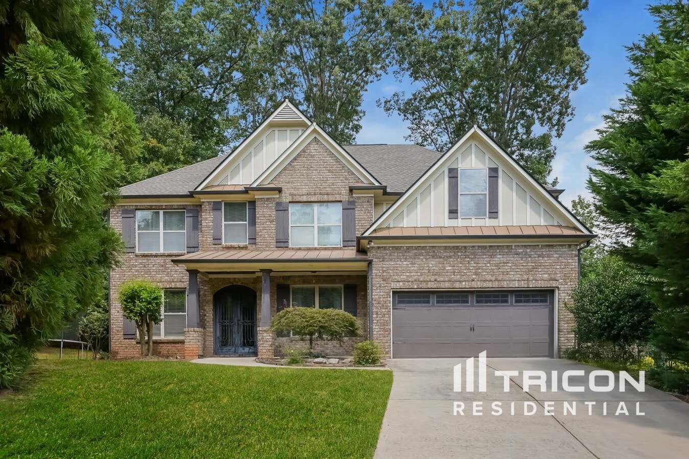 Photo - 1821 Binnies Way