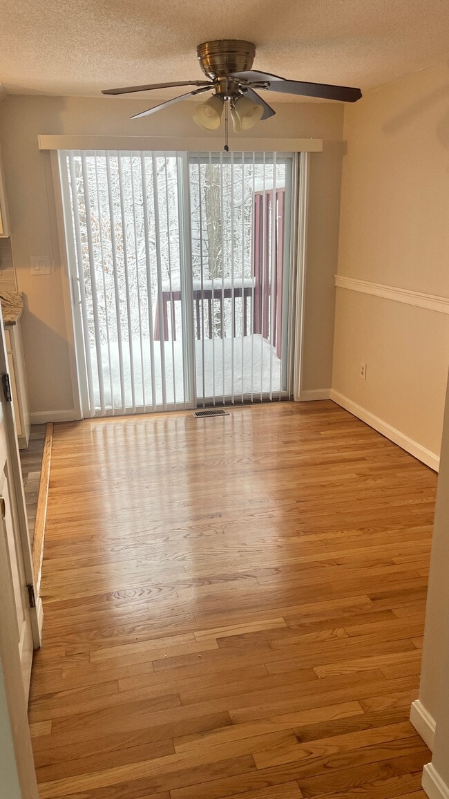 Photo - 10 Groton Rd