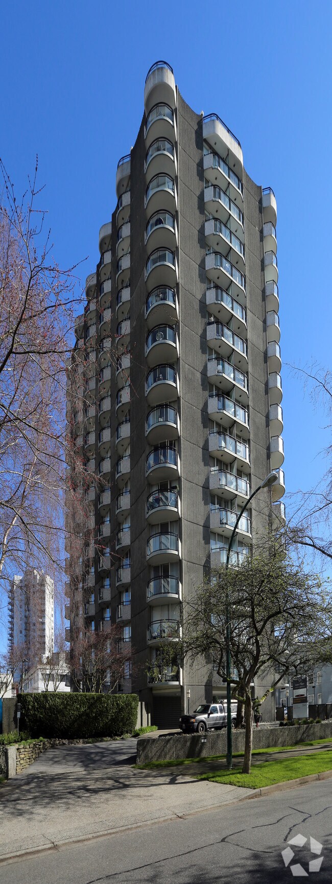 Photo - Emerald Terrace Apartments