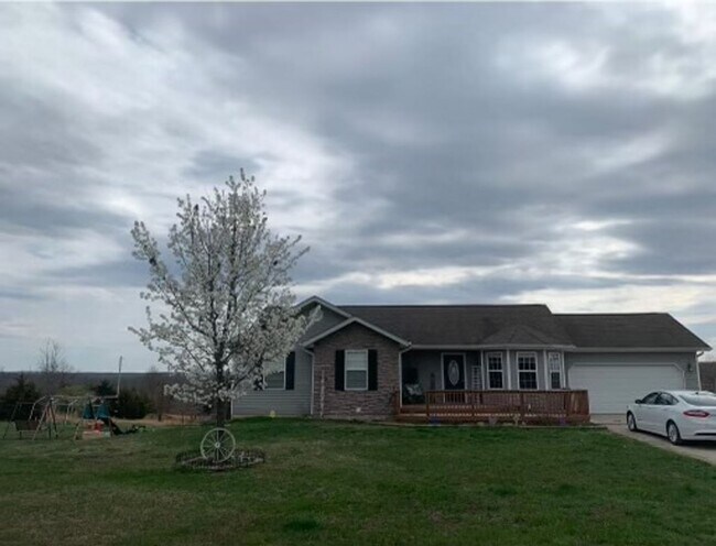 4 Bedroom House in Dixon, MO for Rent! - 4 Bedroom House in Dixon, MO for Rent!