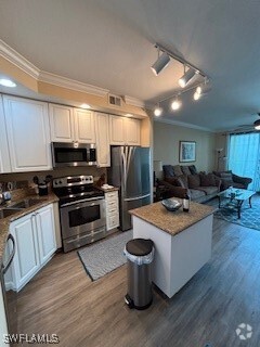 Building Photo - 2825 Palm Beach Blvd Unit 511 Rental