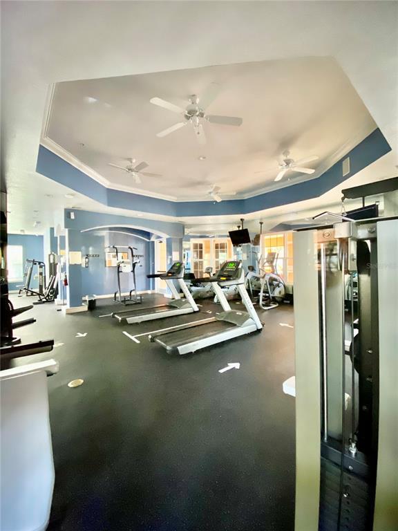 Photo - 5463 Vineland Rd Unit 5103