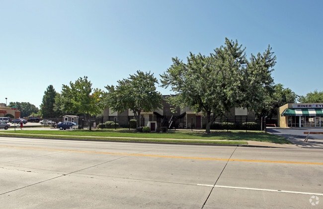 Windsong Apartments