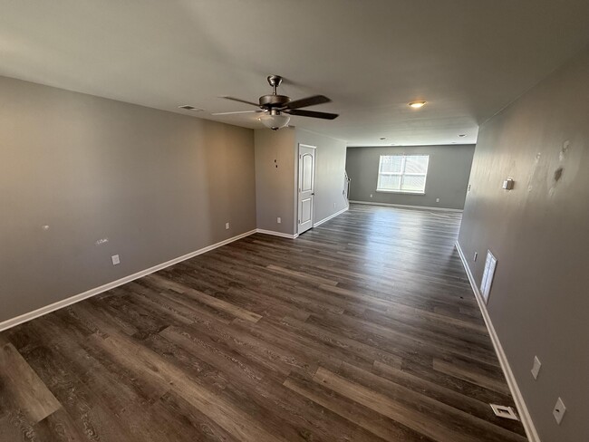 Photo - 2325 Tanksley Way