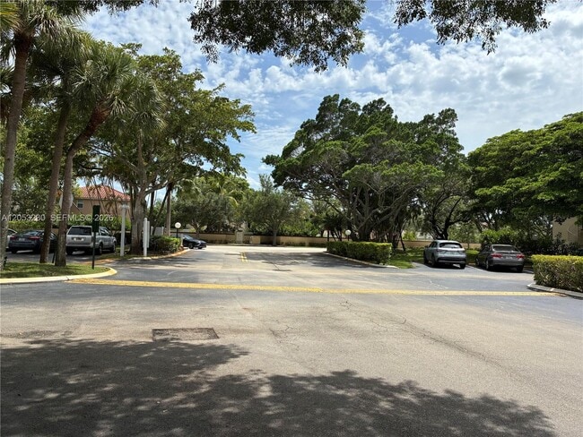 Photo - 16141 Blatt Blvd Unit 113