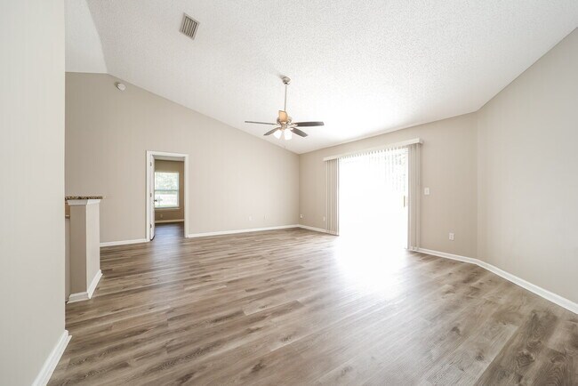 Photo - 45 Perry Creek Dr