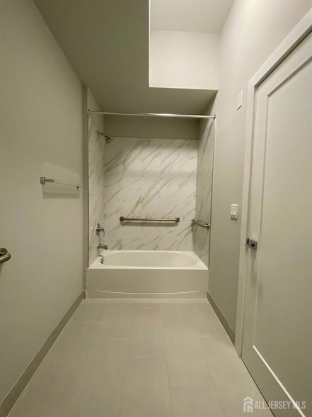 Photo - 22 Center St Unidad 302