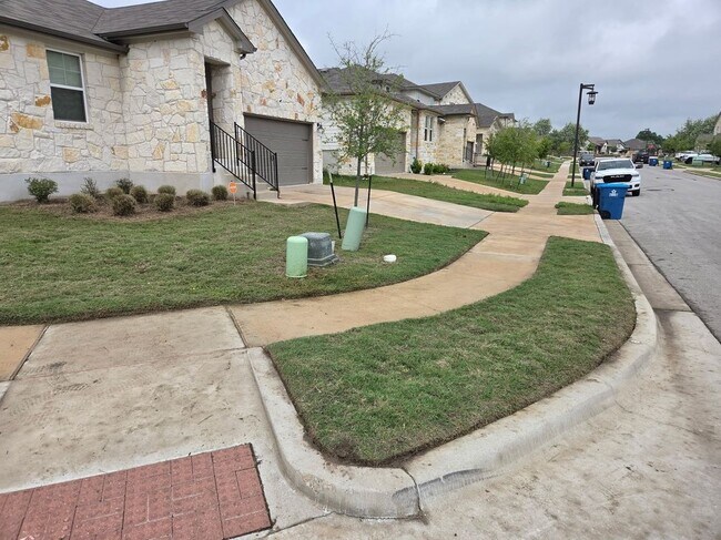 Photo - 124 Stellar Wind Dr