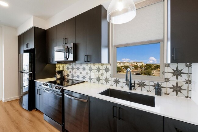 Photo - 2165 Gabriels Pl Unit 1314
