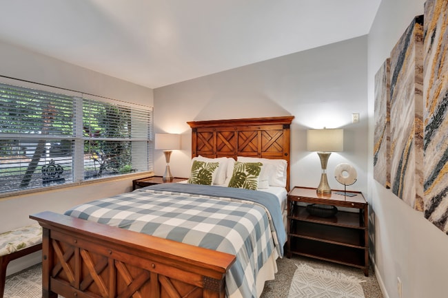 Photo - 720 Lantana Ln