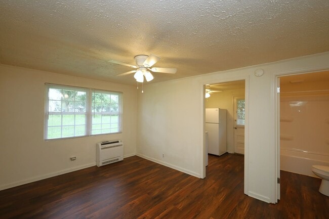 Photo - 2226 Greenlee St