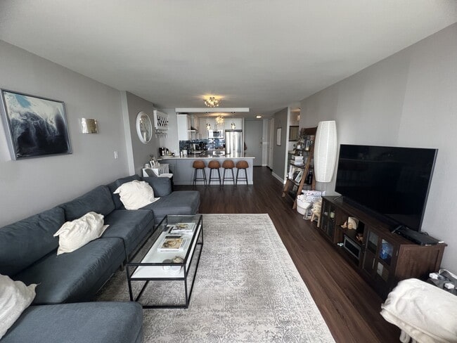 Photo - 1660 N La Salle Dr Unit 2405