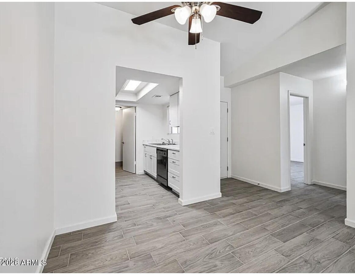 Photo - 619 S Pioneer