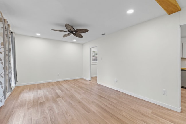 Photo - 5925 Couton Dr