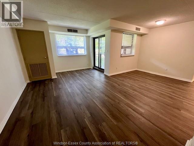 Photo - 1160 Lauzon Rd Unit 206