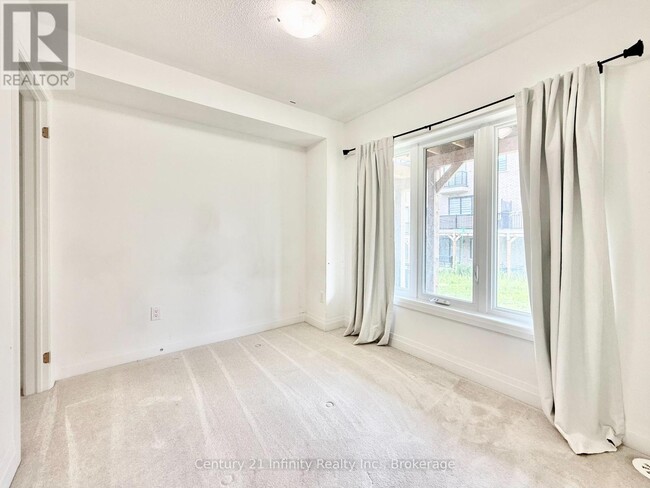 Photo - 36 Elkington Cres