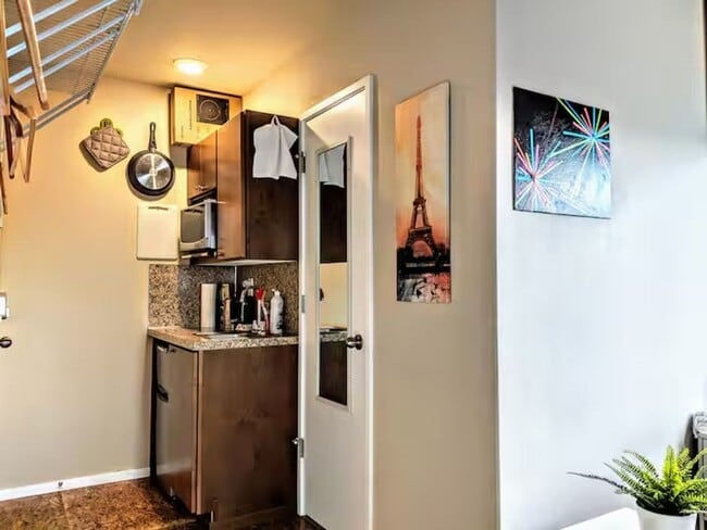 Photo - Soleil Apartments