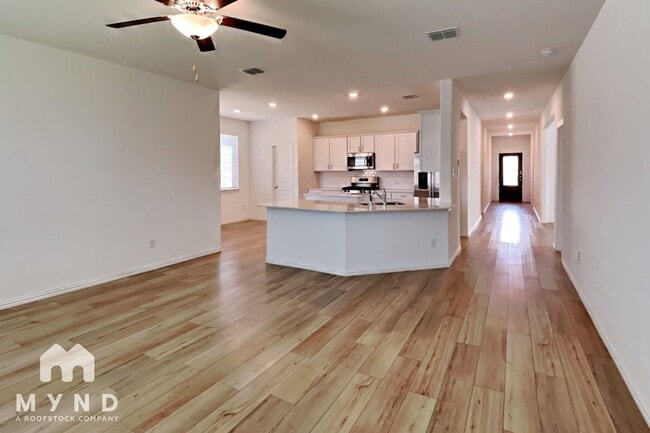 Photo - 2528 Eden Crk Dr