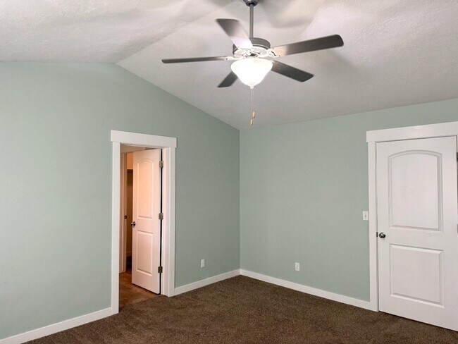 Photo - 362 S 790 W