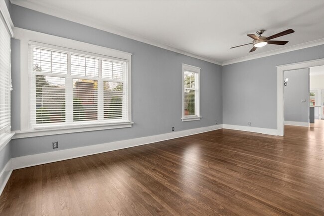 Photo - 8633 Wabash Ave S