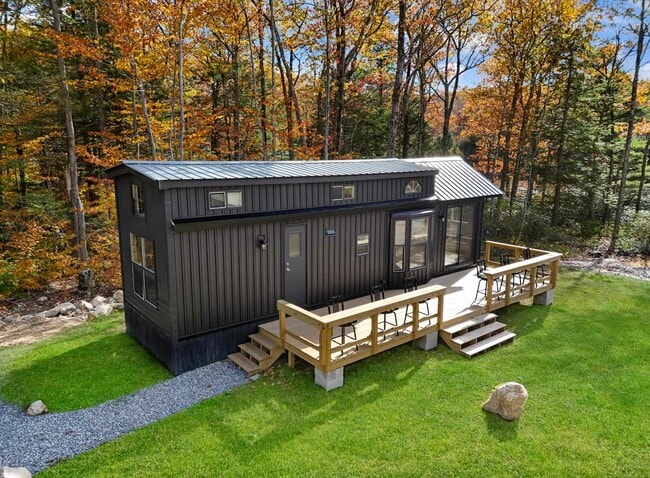 Photo - 156 Lower Pratt Pond Rd