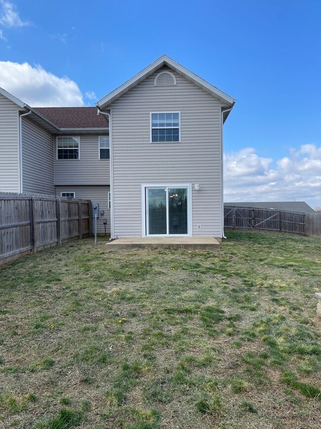 Photo - 16830 Huntington Ln Unit A