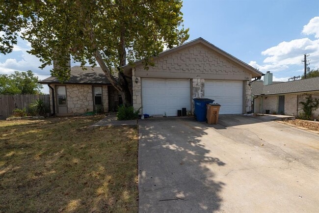 2401 Singletree Ave
