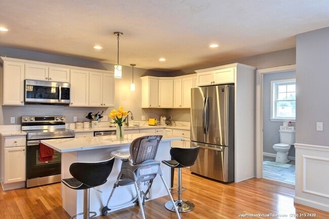 Photo - 110 Apricot St