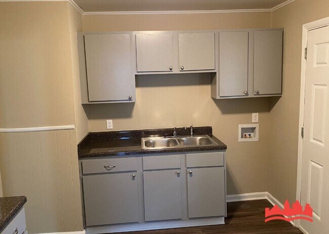 Photo - 1246 Holliday St