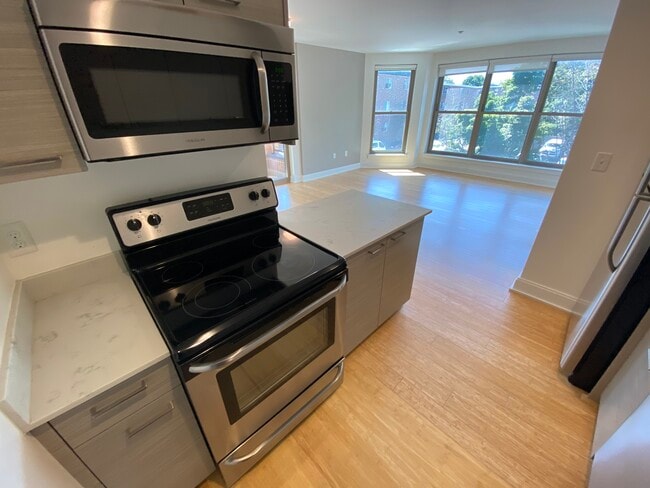 Building Photo - 74 Ashford St Unit 201 Rental