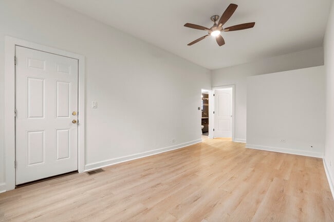 Photo - 2617 W Hirsch St Unit 1