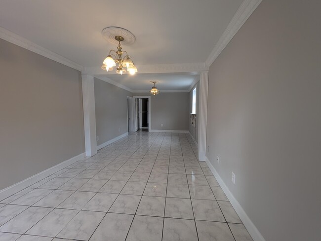 Photo - 1430 44th St Unit Apt 1