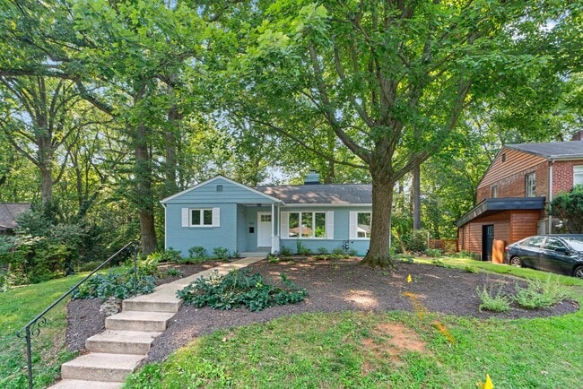 Building Photo - 3BR/4BA - Silver Spring Rambler on Quiet Cul-de-Sac Near Sligo Creek Park